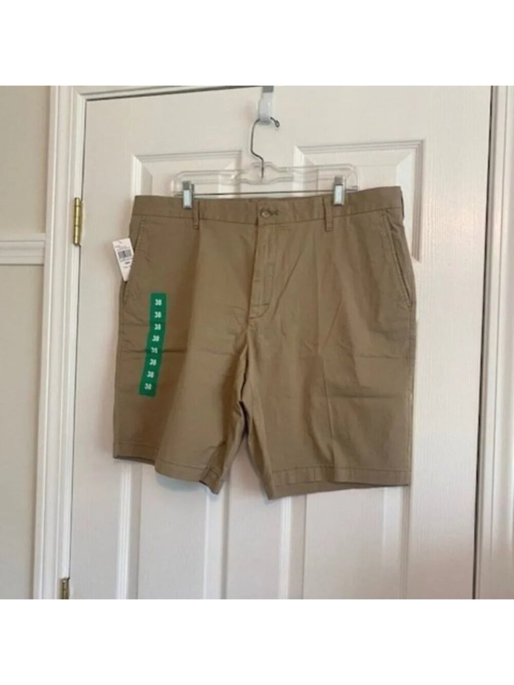 NWT IZOD Shorts Khakis Chino Comfort Flat Front Relaxed Stretch Casual - Beige